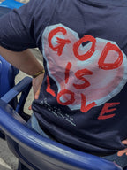 Camiseta - God is love